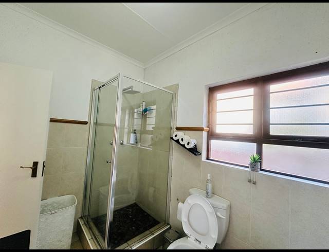 2 BEDROOM TOWNHOUSE TO LET IN BROADACRES